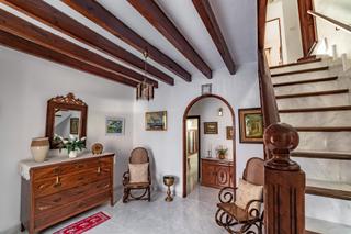 Masia  Lledoner. del. Casa de pueblo en el centro de alcudia