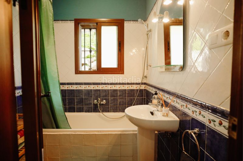 Foto a6ee1ae8-29df-4332-bf04-93c4c84ae9a4. Masia amb xemeneia piscina a Ardales