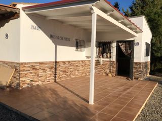 Masia  Calle peligros. Propiedad r�stica de 2 dormitorios y 1 ba�o en las afueras de al