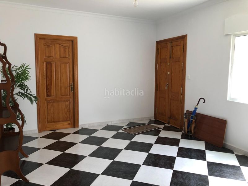 Foto b8702ed3-0795-419b-b58b-b25e23461a1d. Casa amb aparcament a Álora