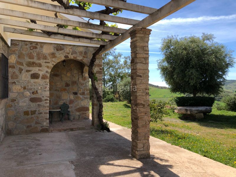 Foto a03f1e5f-69e4-4c6c-8daa-89894a69bbdb. Masia amb xemeneia a Valle de Abdalajís