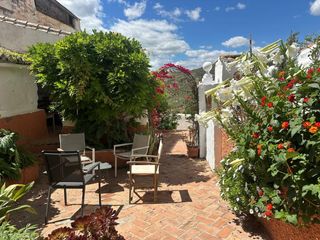 Reihenhaus in Álora. Casa de 3 dormitorios y patio privado en alora.