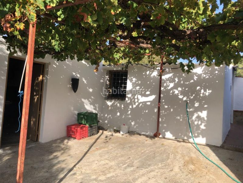 Foto dfd2f5c3-f00a-41ae-9638-a72918e6b23a. Casa a Álora