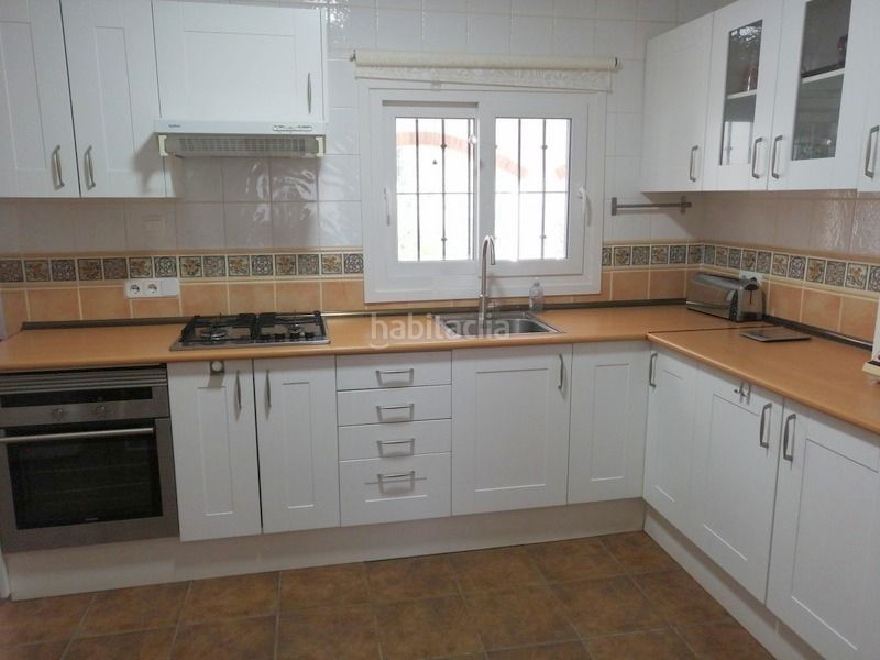 Foto 38d39f7d-aeec-4f63-a95e-cd6cf6d6103c. Casa a Álora