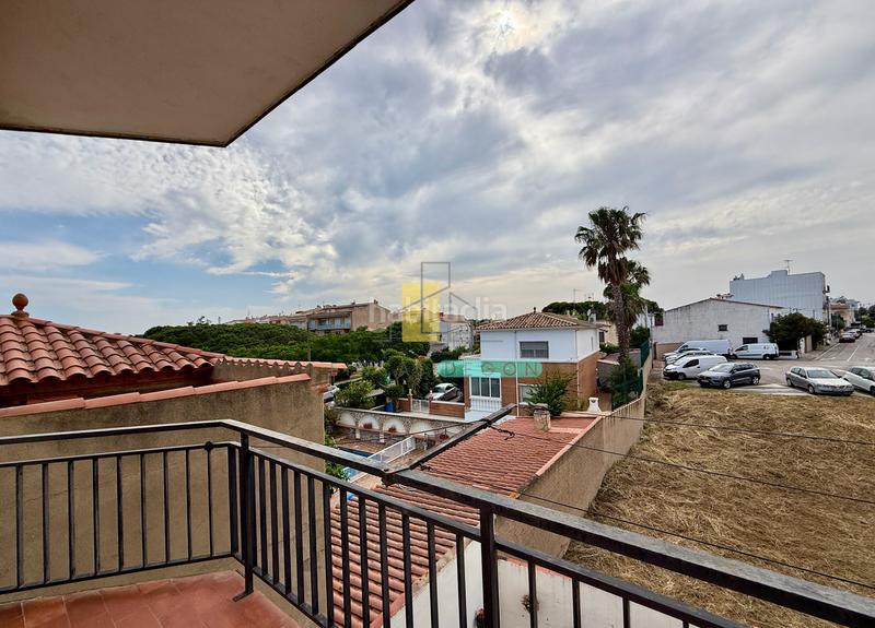 Foto 414430e0-c951-4526-b33b-ac5b7d63caf1. Apartamento  de 4 habitaciones con vistas despejadas en mas mates . en Roses