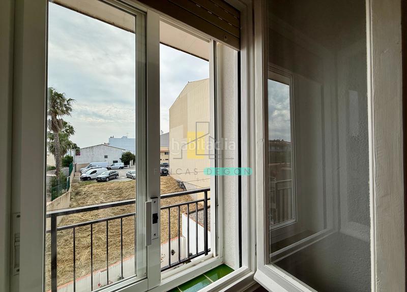 Foto 7c37ecb8-8ed7-41ff-8c26-b975933a4bf8. Apartamento  de 4 habitaciones con vistas despejadas en mas mates . en Roses