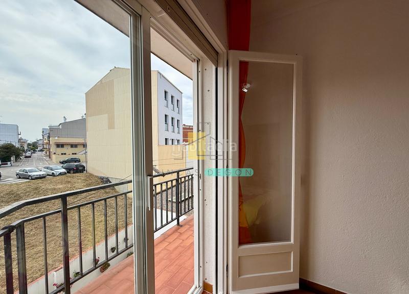 Foto 9e43fe32-0760-4ef2-8103-baa3abc65e1e. Apartamento  de 4 habitaciones con vistas despejadas en mas mates . en Roses