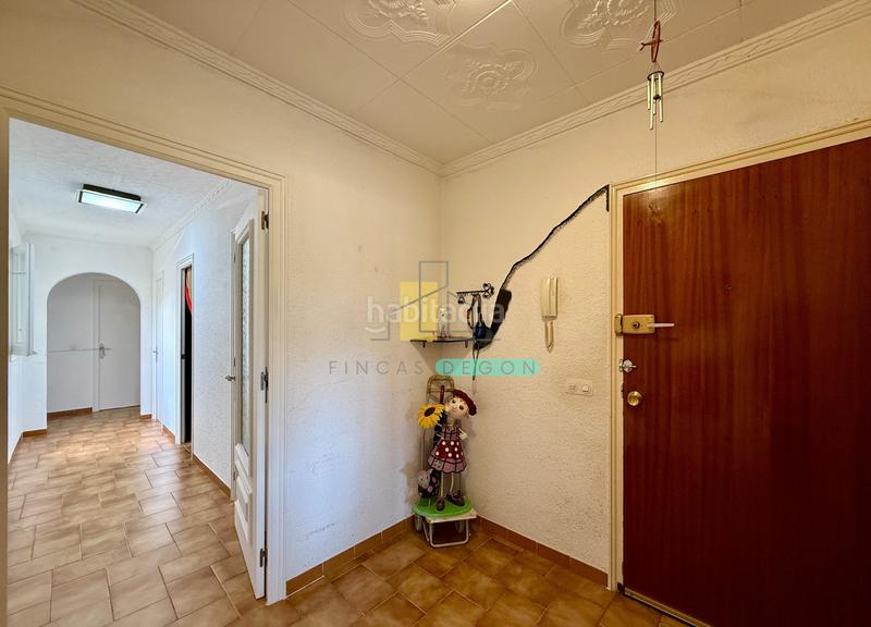 Foto b24fe4fa-3808-4557-99eb-a0826763f9e2. Apartamento  de 4 habitaciones con vistas despejadas en mas mates . en Roses