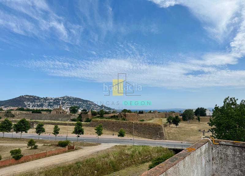 Foto b6f5b24f-7cde-4fa9-8b01-288cb94d0762. Apartamento  de 4 habitaciones con vistas despejadas en mas mates . en Roses