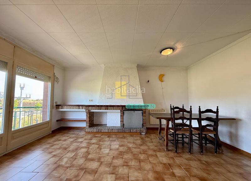 Foto e02772f7-7aad-43d2-a574-1dd64ba097d2. Apartamento  de 4 habitaciones con vistas despejadas en mas mates . en Roses