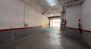 Aparcament cotxe  Tirso de molina. Garaje cerrado en venta en el centro de roses cómodo, seguro y d