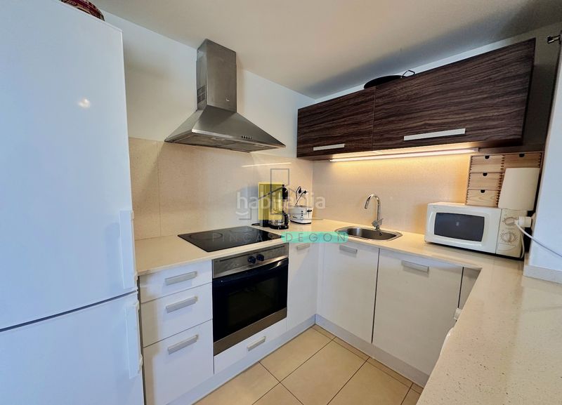 Foto 16222f30-1f43-42f9-9314-fb2330f61611. Apartament amb aparcament a Salatar Roses