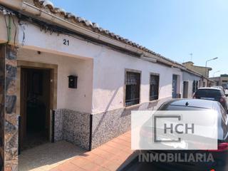 Casa a Calle león xiii 21. Estupenda casa en planta baja