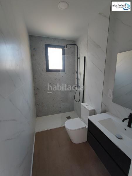 Foto e2105220-e6be-4278-a243-3a9d8c845653. Location appartement dans calle águilas 18 dans El Ranero Murcia