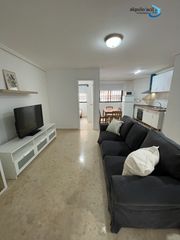 Location Appartement  Calle josé luján. Vivienda lista para entrar a vivir con garaje y piscina – ideal