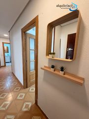 Affitto Appartamento  Calle limonar. Piso amueblado de 3 dormitorios y 2 baños con balcón, garaje y a