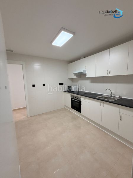 Foto ee0aa989-6aea-4a68-929a-3c4729a2a909. Rent flat in Alquerías Murcia