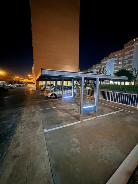 Foto e923c565-9b27-423d-aa40-922d48d56b91. Aparcament cotxe a Playa de San Juan Alicante