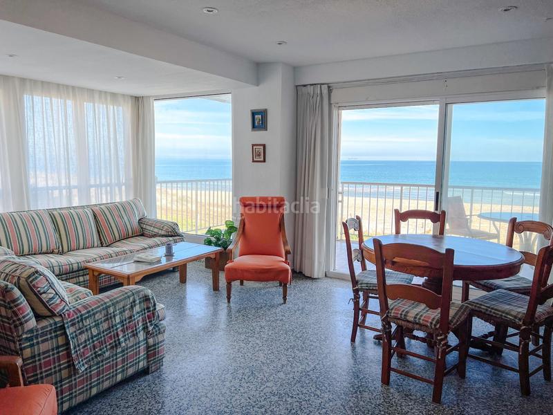 Foto 6a75cfda-6a6e-4c33-b2aa-8a7ac68c1fb0. Etagenwohnung mit pool in El Perellonet Valencia