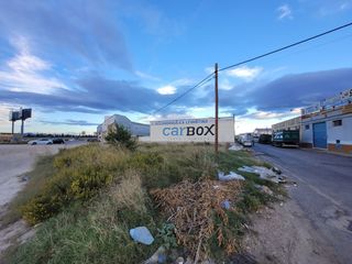 Terreno residencial  Del mig