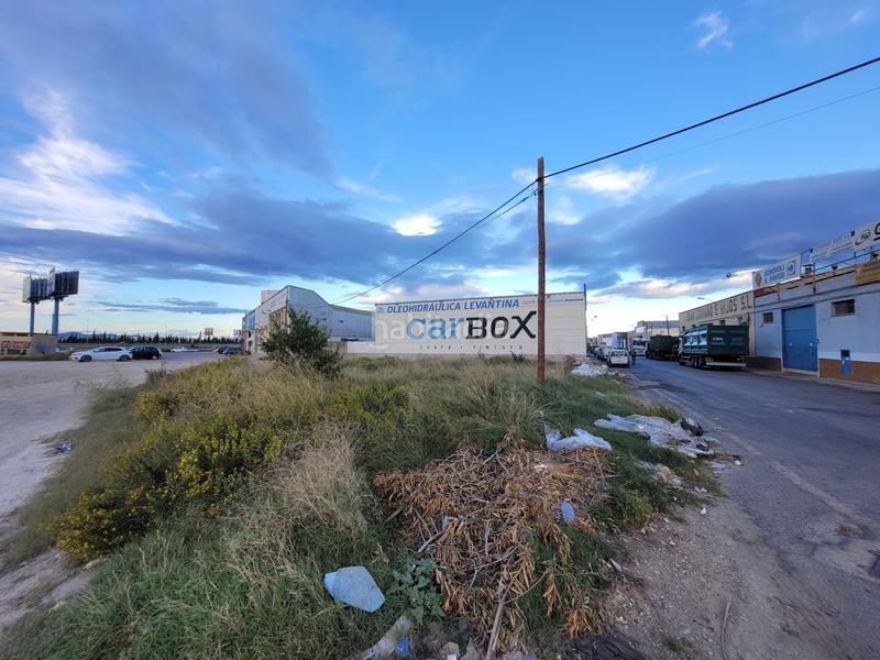 Foto c7207ea7-753c-4fc4-8005-6d0106308e3c. Terrain résidentiel dans Quart de Poblet