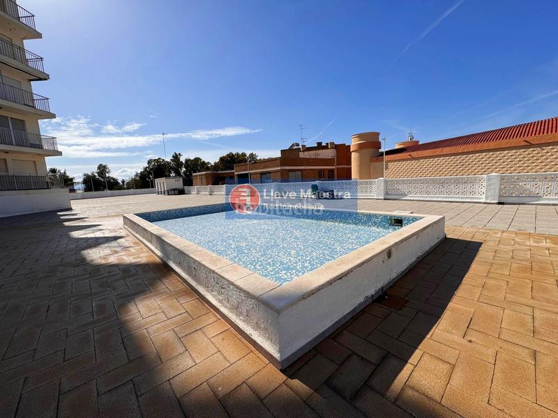 Foto 8297fe47-8eca-4c8f-a1e4-feacc08b25c6. Apartament amb piscina a El Perelló Sueca