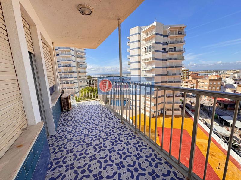 Foto f3db705b-61a0-44b3-b66b-152cf64f8409. Apartament amb piscina a El Perelló Sueca