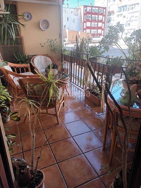 Foto 916a60e0-7549-4bb6-93f7-c3a35572ea5e. Flat in Russafa Valencia