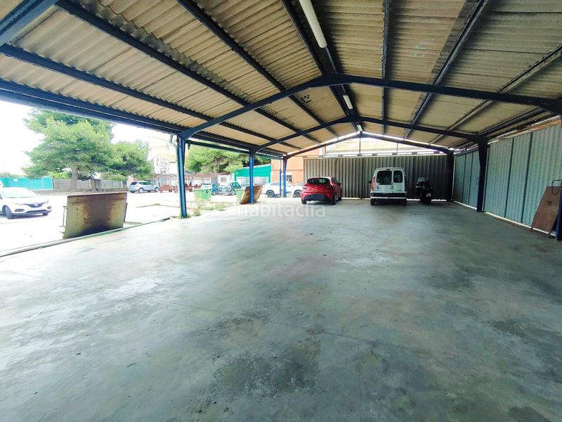 Foto bbd1970a-eb3d-456f-bd55-57a95acb6369. Nau industrial a Mareny de Barraquetes Sueca