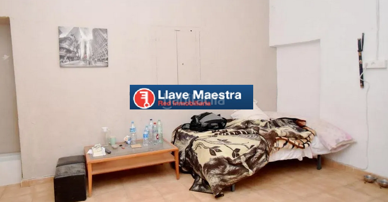 Foto 0676f5c8-d8ef-4c70-be1c-6dcbf29c6575. Casa  en venta en la carretera de la perrina en Valencia