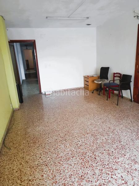 Foto d6d3e827-18e7-4f44-8d2b-35cd8d0ca51a. Piso en Barrio de Patraix Valencia