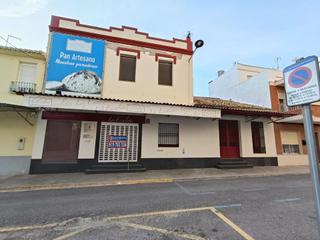 Local Comercial  Del garbí. Horno artesanal de 280 m con historia y equipamiento en el perel