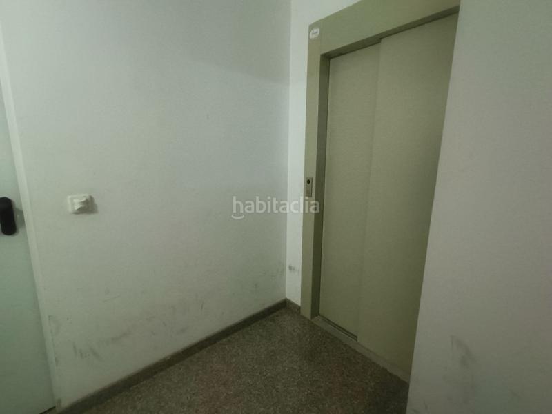 Foto a0f08551-5779-4089-8978-aa0057c79b25. Aparcament cotxe a El Perelló Sueca