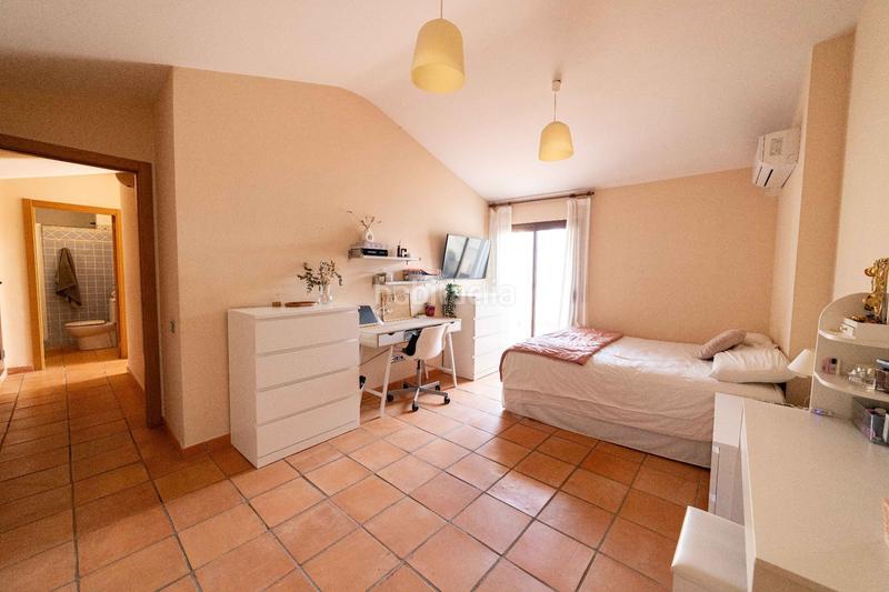 Foto f2465a31-494d-4fd2-9f8a-494a4b3521f6. Casa a schiera in Pueblo Eliana (l´)