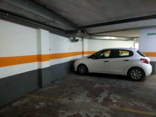 Parking coche  Perez galdos