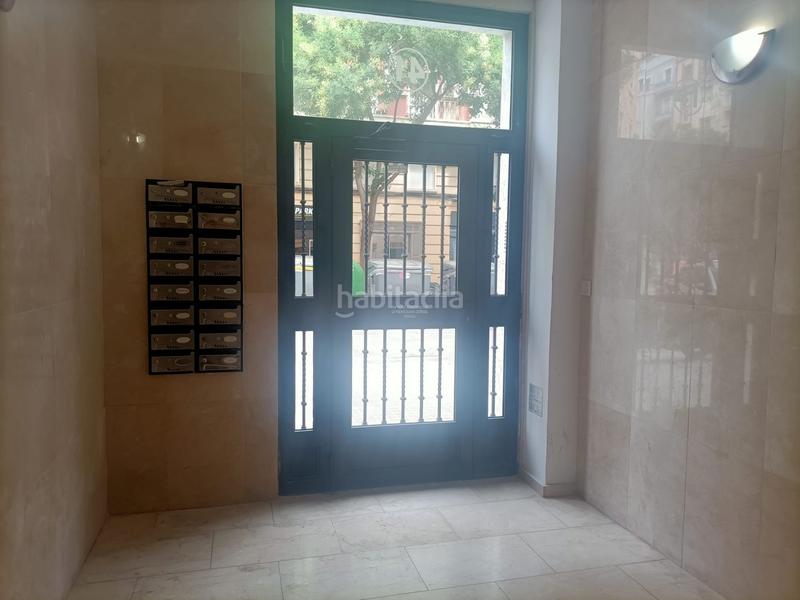 Foto 7d2eafe2-293c-4ac3-9283-6dc7d1c1dcf2. Alquiler piso alquiler juan llorens en La Petxina Valencia