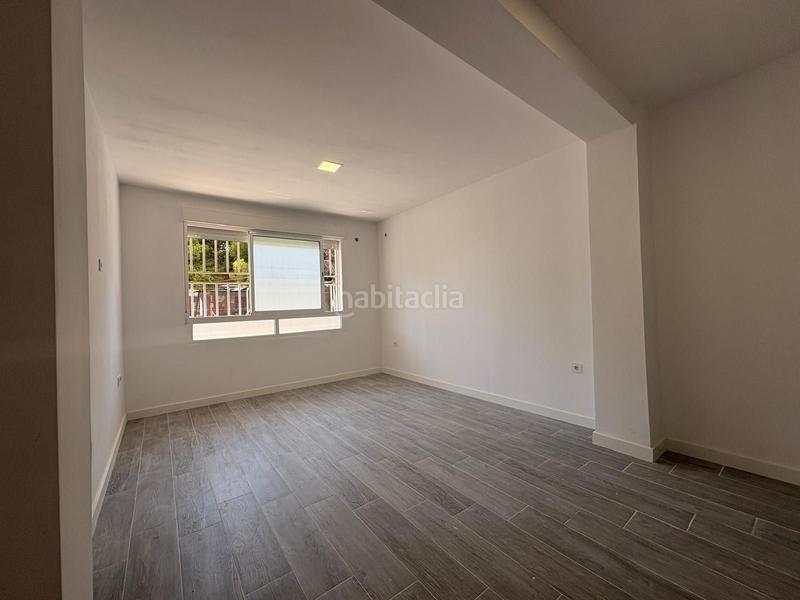 Foto 2db5cde7-2056-4981-8907-f3551cf08dea. Pis a Mareny de Barraquetes Sueca