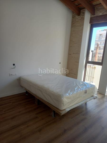 Foto cfc445a3-81df-4b33-a87a-56c8ae707ce7. Alquiler piso en La Roqueta Valencia