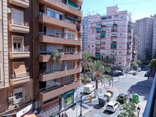 Miete Etagenwohnung in Russafa. Vivienda para estudiantes o despacho