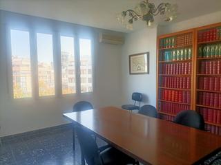 Rent Office space in Arrancapins. Oficina en alquiler