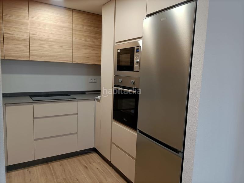 Foto 46ae985a-4cd7-436d-94b8-e61e8368df5a. Alquiler piso en En Corts - Doctor Waksman Valencia