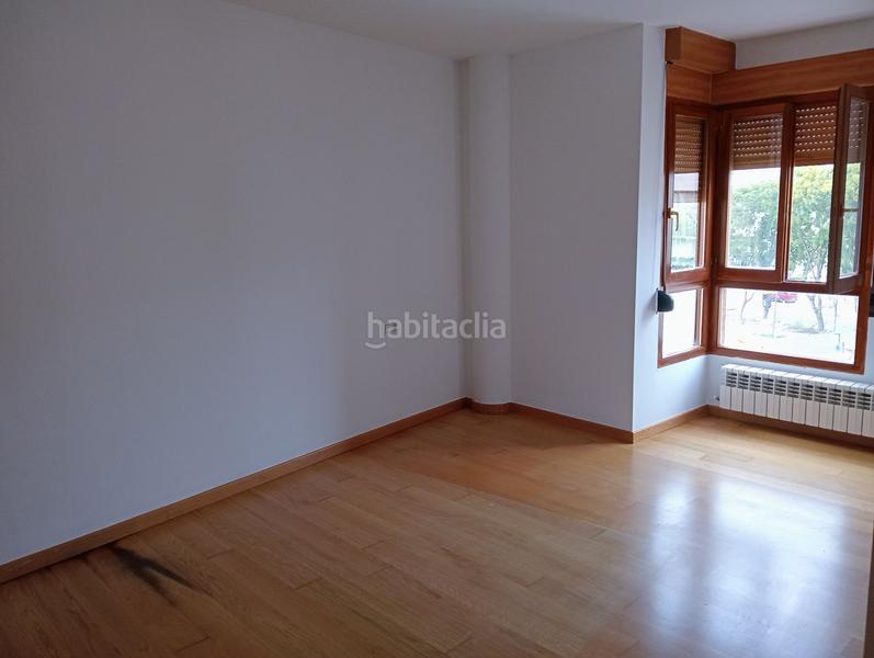 Foto c4b77afa-2bf8-4767-bae0-6447fae38a05. Location attique avec chauffage dans Pueblo Eliana (l´)