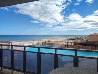 Flat in El Perellonet. Piso en venta en el perellonet con vistas al mar