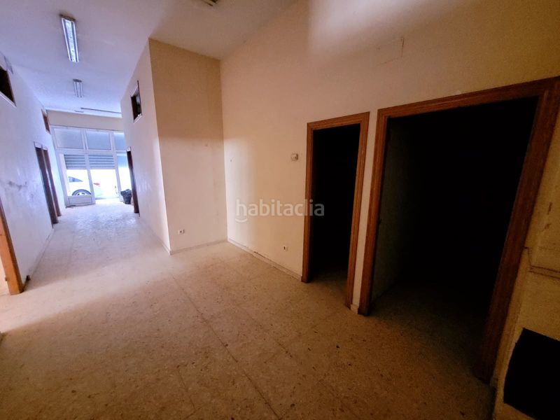 Foto 525b4650-d8a4-4aae-a899-b2eb07a3b7a4. Local comercial a Benetússer