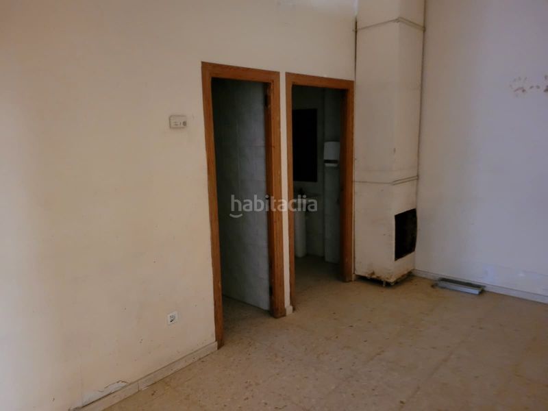 Foto c56a7f0b-c26a-45d4-a413-c575b6401249. Local comercial a Benetússer