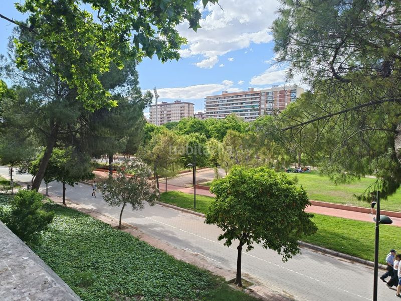 Foto 13b1f5e3-cb1f-4ebf-ae00-ec1411b7402f. Piso en La Petxina Valencia
