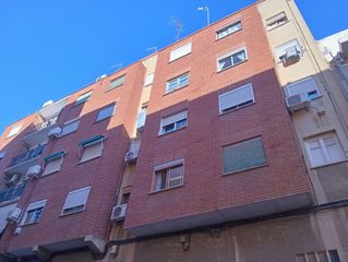 Etagenwohnung in Centro Ciudad. Vivienda para inversores
