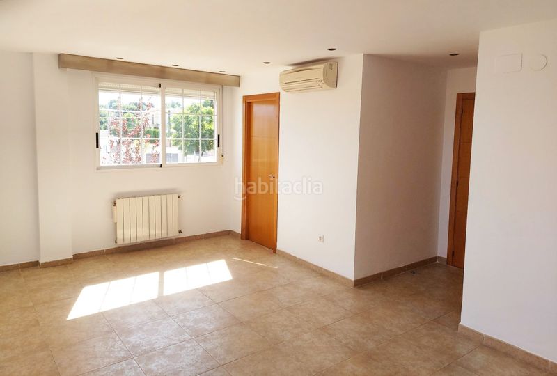 Foto c7dc63f4-c36f-452d-8ce3-b75be4b0a512. Casa amb calefacció piscina a Gallipont Pobla de Vallbona (la)