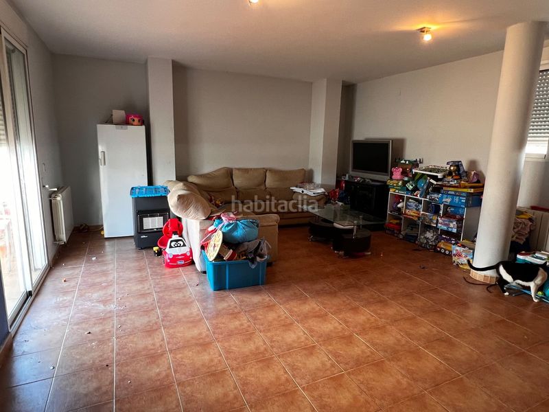 Foto a6d8a1d3-4367-4d93-9847-89b20d93c0e4. Casa amb aparcament piscina a San Antonio de Benagéber