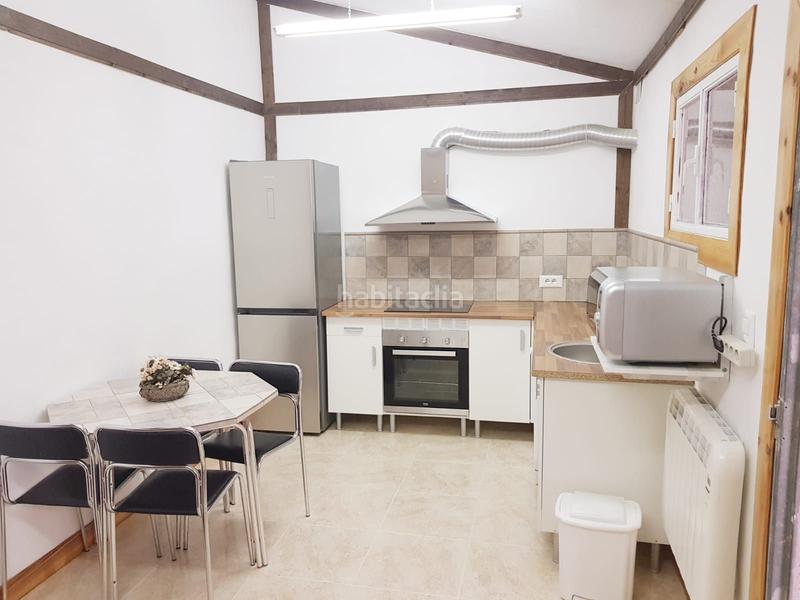 Foto 74d16d88-3e19-4e8c-95e7-59d298bd868e. Edificio complejo turístico en Marines